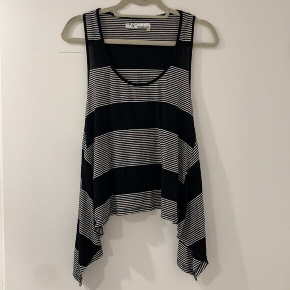 Swing black white striped tank top - Picture 1 of 1